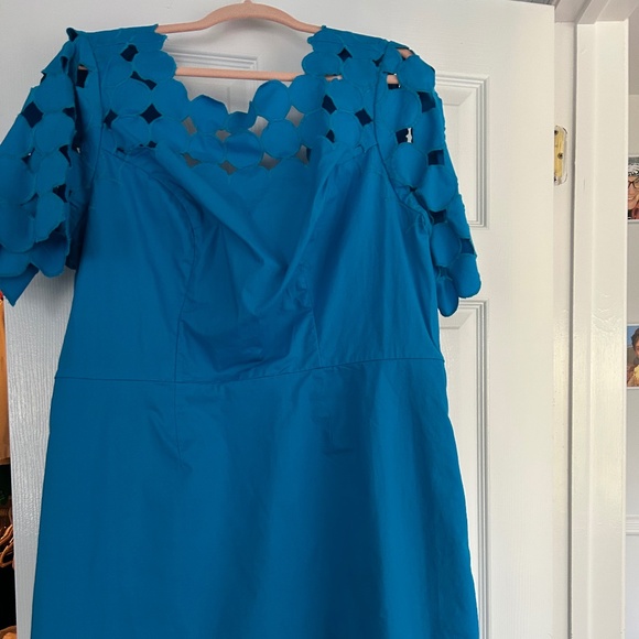 Dress - Picture 1 of 1